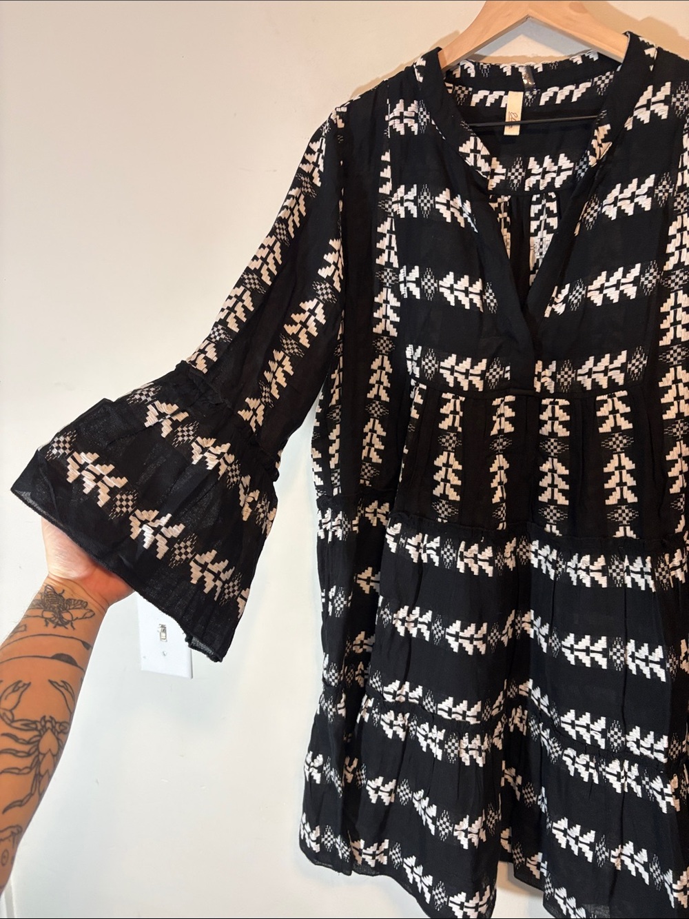 Elan Bell Sleeve Grecian Cover-Up Acklins Embroidered Swing Dress 100% Cotton L